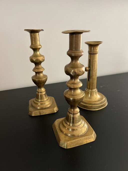 Bougeoirs anciens en laiton 3 pièces