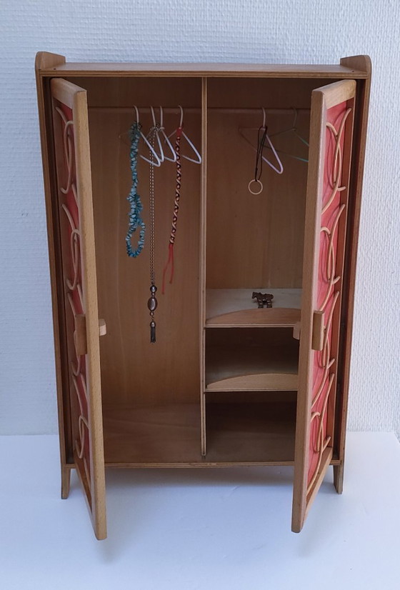 Image 1 of Puppengarderobe aus Holzgeflecht im Stil der 60er Jahre