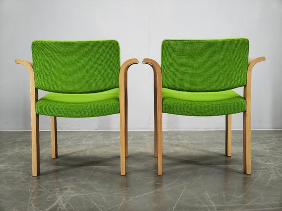 Image 1 of Ensemble de 4 fauteuils danois en chêne, par Magnus Olesen, années 1960