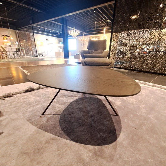 Image 1 of Leolux Liliom coffee table