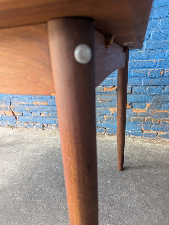 Image 1 of Table de salle à manger extensible en teck d'origine danoise