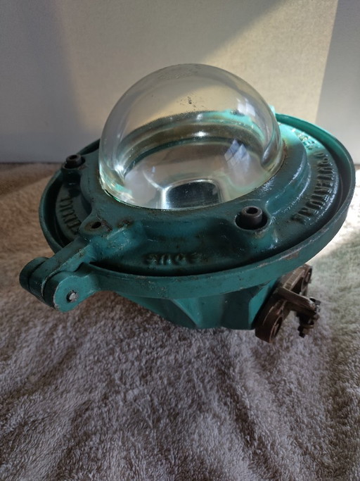 Zeldzame Set Vintage Industriële Gietaluminium Kooilampen 'L'Eclair' (Parijs) – Gerestaureerd & Geconserveerd (photo 2 of 12)