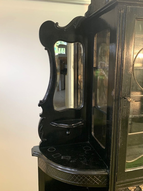 Image 1 of Grand meuble vitrine en bois noirci fin XIX/début XXème