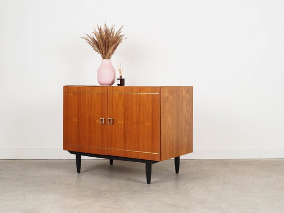 Image 1 of Armario de teca, diseño danés, década de 1970, producción: Dinamarca