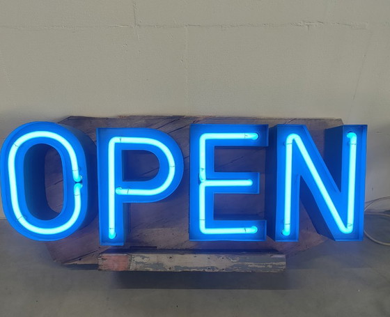 Image 1 of Lettere pubblicitarie luminose al neon vintage (set completo)