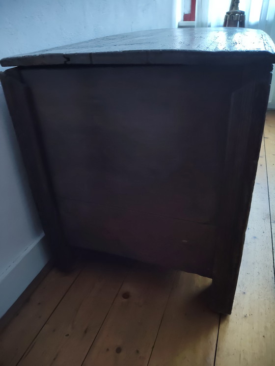 Image 1 of Baúl antiguo de madera maciza para mantas