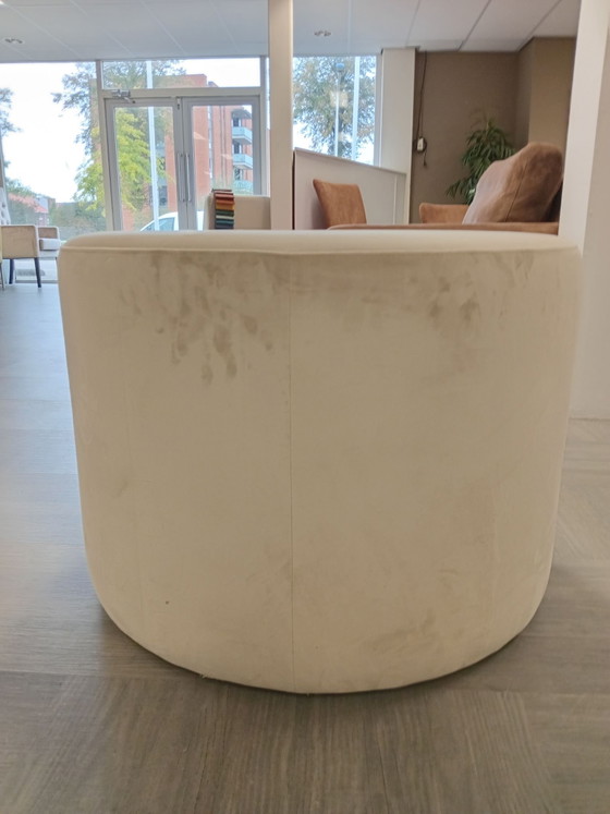 Bèige/witte hocker – Reposapiés y pufs, Textil, Terciopelo (photo 3 of 5)