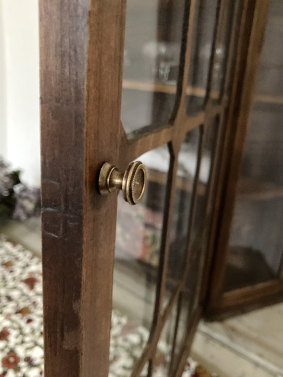 Image 1 of Vitrine murale ancienne en bois