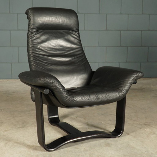 Fauteuil lounge vintage « Manta » – Ingmar Relling – Westnofa – 1970 – Wood, Leather
