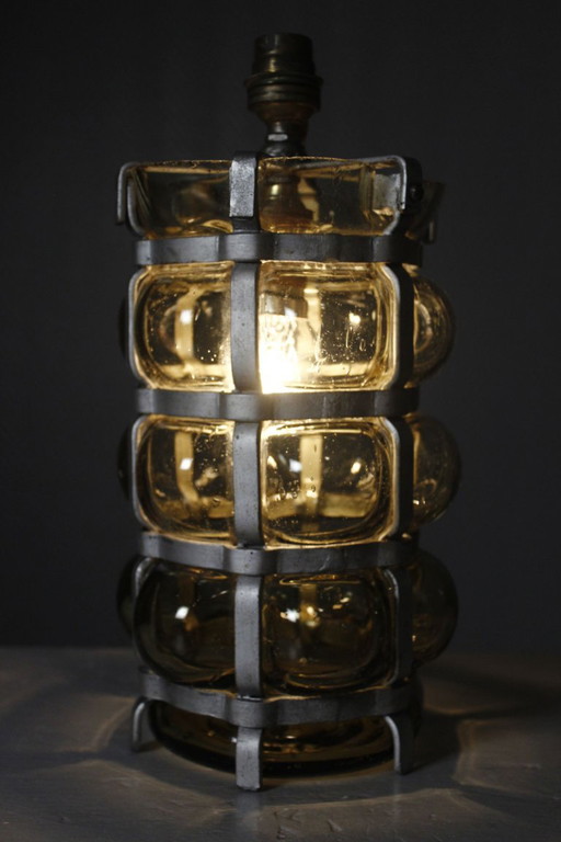 Lampe vintage brutaliste double éclairage verre soufflé en cage design XXème – tafellampen, Glass (photo 2 of 11)