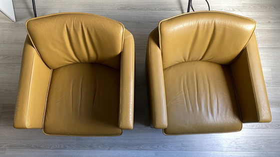 Image 1 of Set of two Leolux Fiabo leather armchairs