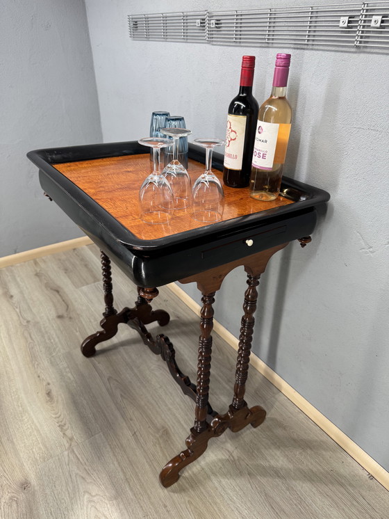 Image 1 of Mesa de té o bandeja antigua (ca. 1850-1900)