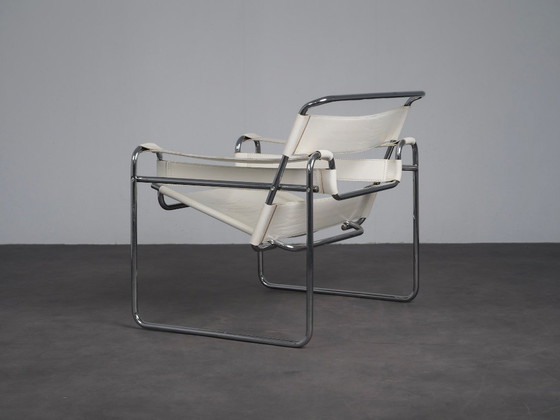 Leather Tubular Steel Lounge Chair in Bauhaus Style, Italy, 1990s – Armchairs, Metal (photo 5 of 9)