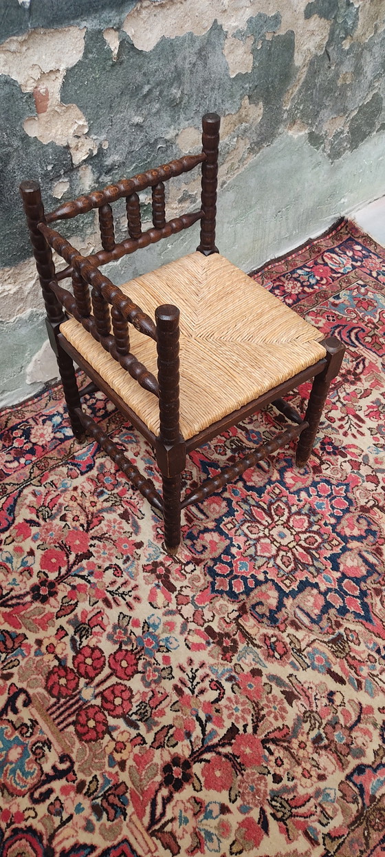 Image 1 of CLASSIC BOBBIN CORNER CHAIR