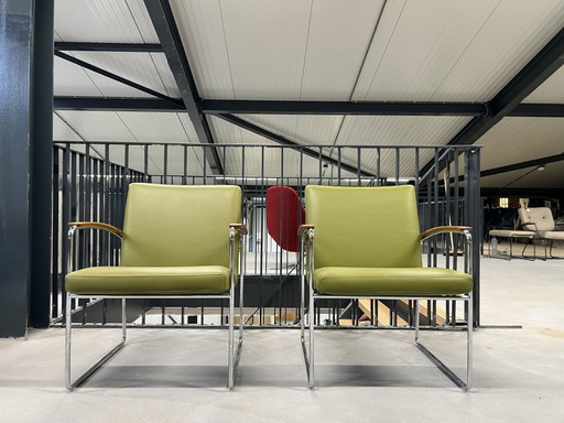 2 Leolux Talassa Armchairs green leather