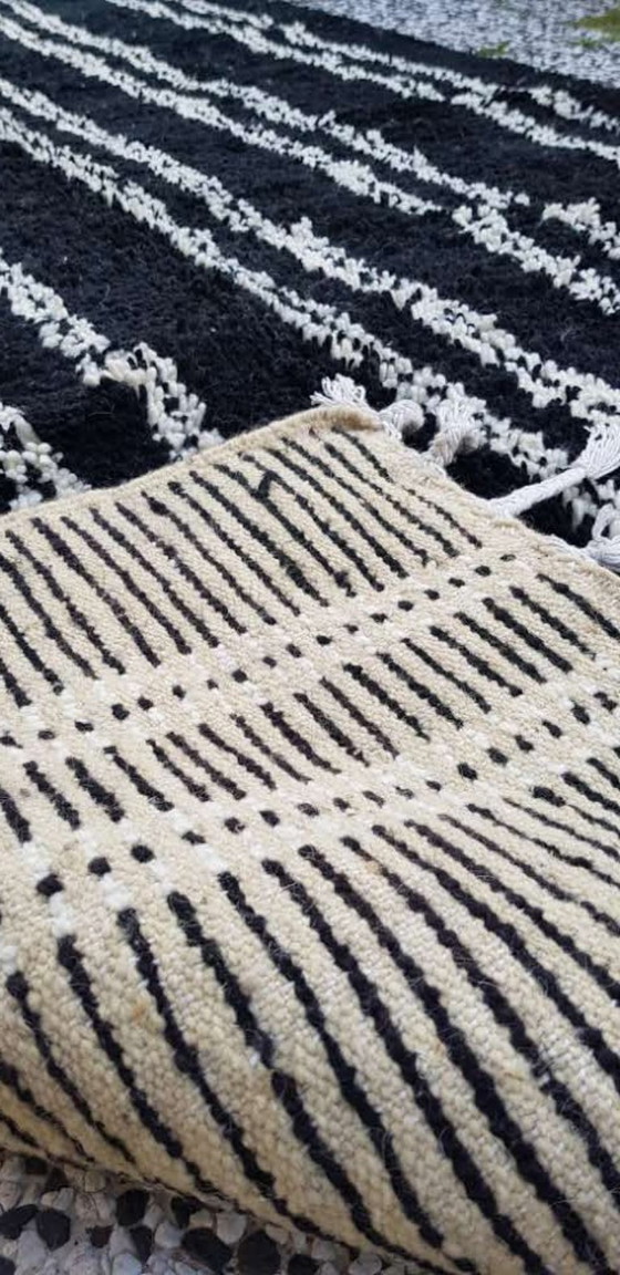 Image 1 of Handgeknoopt Berber kleed wol 235x163cm