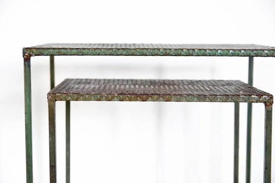 Set di due tavolini verdi Mathieu Matégot, anni '50 – Mategot, Metallo, Ottone, Mid Century Modern (photo 5 of 7)