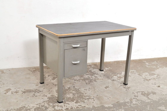 Image 1 of Scrivania Gispen industriale vintage anni '50