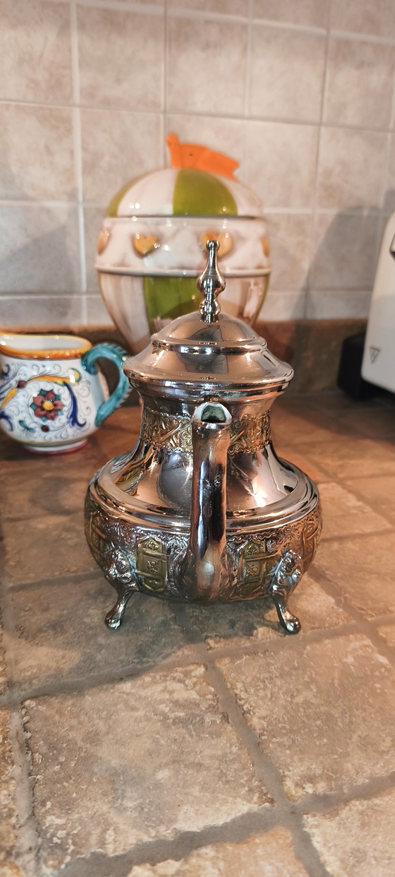 Marokkaanse/Arabische theepot van zilverkleurig metaal. Afmetingen op de foto, gewicht 800 gram. Hoogte 22 (photo 4 of 10)