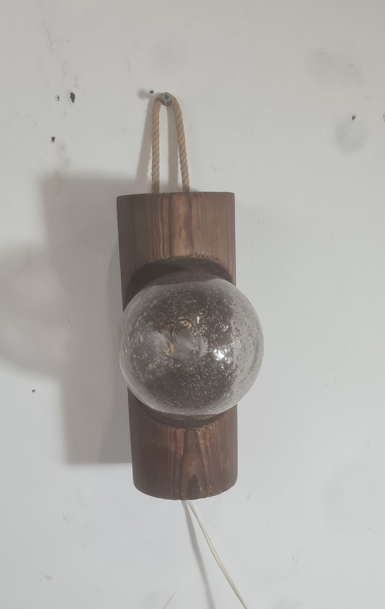 Image 1 of Lámpara de pared domesticada