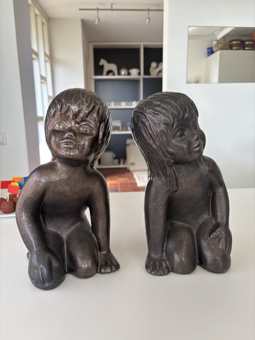 Deux sculptures en céramique d'Emiel Laskaris – beeldhouwkunst, Ceramic
