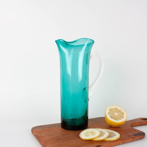 Jarra de cristal turquesa portuguesa de la década de 1960 – glazen karaffen, Glass
