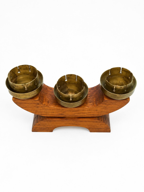 Image 1 of Vintage Art Deco houten kaarsenhouder, sculpturale messing kandelaar uit het midden van de 20e eeuw