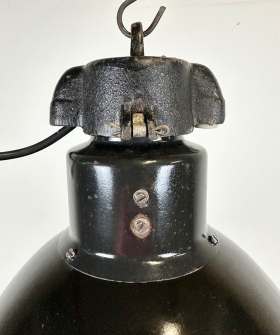 Image 1 of Lampada a sospensione in smalto nero Bauhaus industriale, anni '30