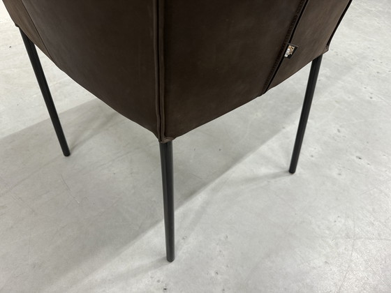 Image 1 of 1 Design auf Lager Amra Stuhl Cabo Marron Leder