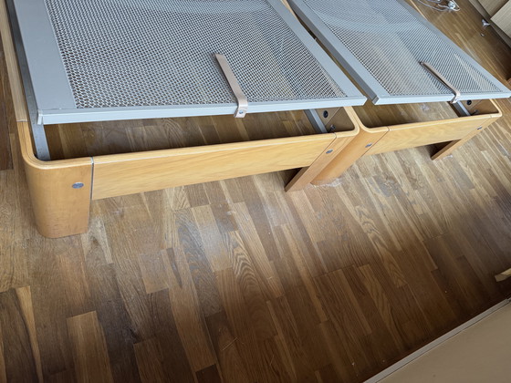 Image 1 of 2 vintage Auping Auronde bedden (laag)