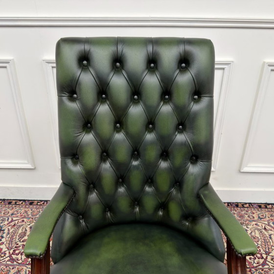 Grande Sedia da Ufficio Chesterfield Classica Inglese Verde – Sedie da ufficio, Pelle, Legno (photo 5 of 7)