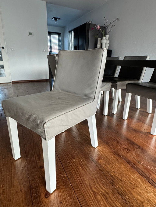 6 sillas de comedor Piet Boon SAAR color topo/gris con patas blancas