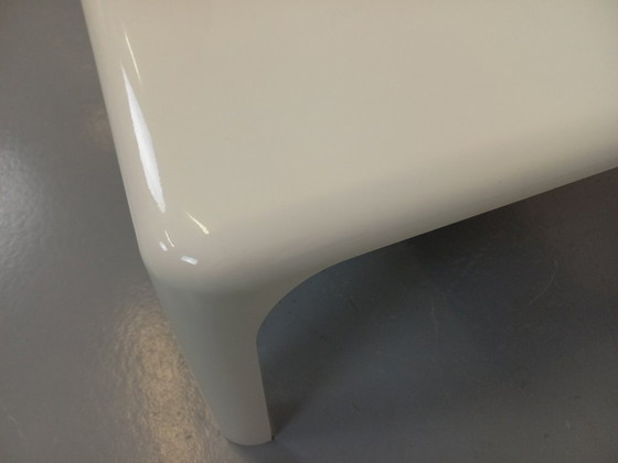 Image 1 of Vierkante salontafel uit de jaren 60, prachtig Italiaans ontwerp van Vico Magistretti voor Studio Artemide Milano