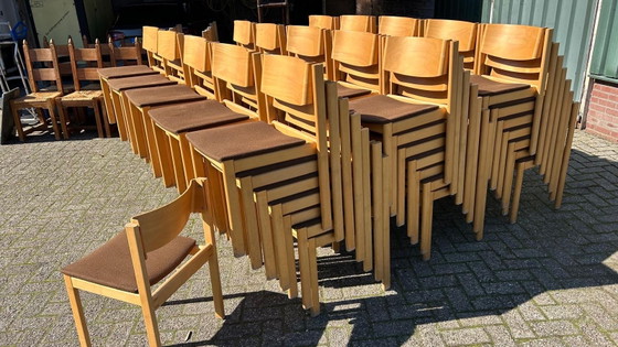 Lot de 36x chaises empilables vintage en contreplaqué, Chaises de salle à manger, Bois, Marron (photo 6 sur 7)