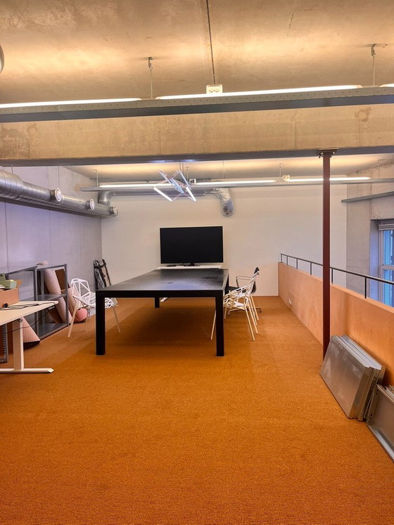 AVL Workbench 300cm – Atelier van Lieshout, Mesas de conferencia, Plastic (photo 4 of 5)