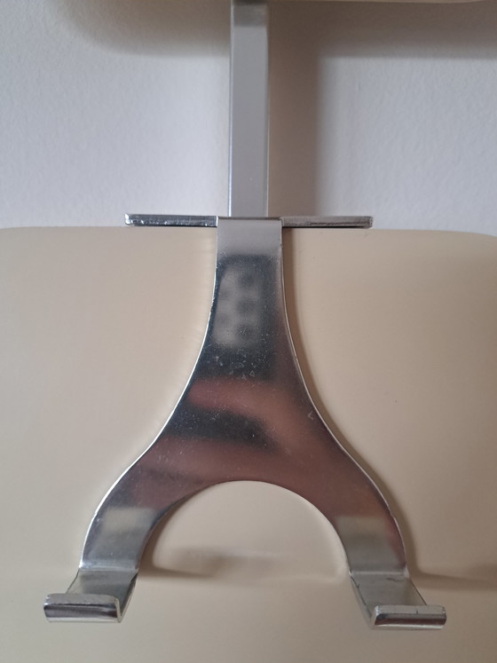 Image 1 of Porte-manteau mural vintage années 70, style Space Age, design milieu du siècle, beige chromé