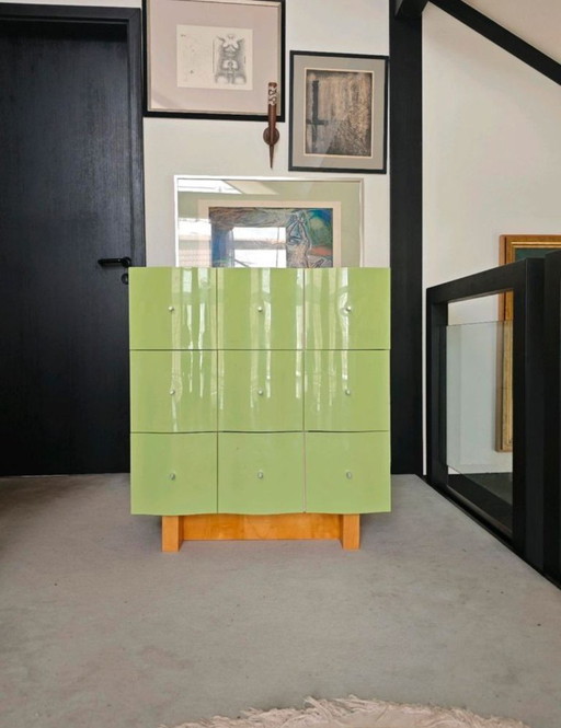 Un classique du design vintage signé Tomas Jelinek – ladekasten, Wood