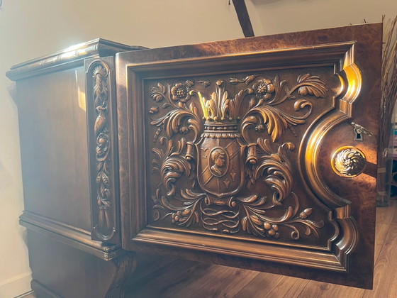 Image 1 of Wilhelm Albrecht chest of drawers/sideboard part solid, AntikKo