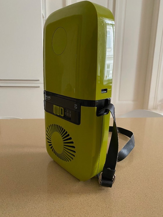 Image 1 of Sèche-cheveux portable Philips HP 4625, fabriqué aux Pays-Bas, objet de design emblématique