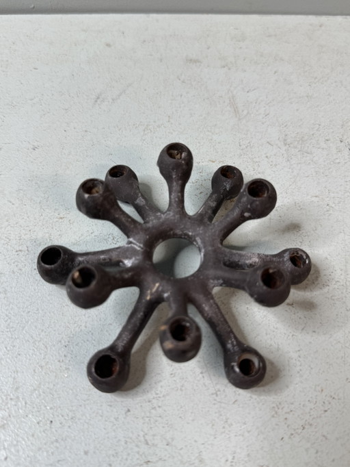 Vintage Danish Design Spider" Candle Holder, Designed by Jens Quistgaard – kandelaars en kaarsen, Cast Iron (photo 2 of 10)
