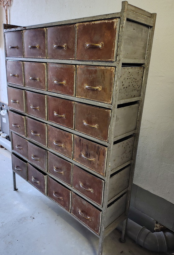 Image 1 of Cassettiera in acciaio