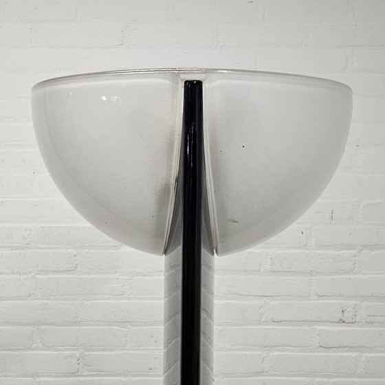 Image 1 of Artemide Megaron vloerlamp, italiaans designontwerp van Gianfranco Frattini
