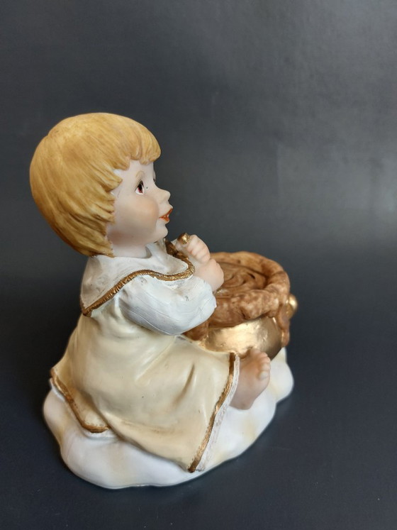 Image 1 of Figurines Seneca en polystone fabriquées à la main