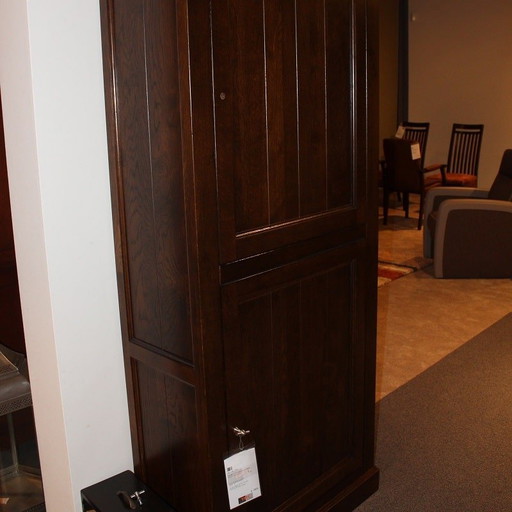 Private Label Veluwe Display Cabinet