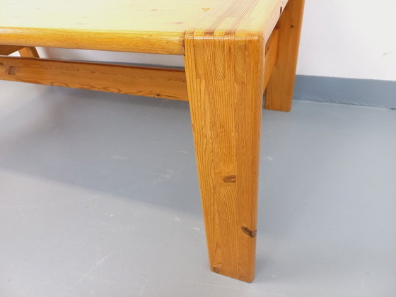Image 1 of Grote vintage salontafel van massief grenenhout uit de jaren 70/80.