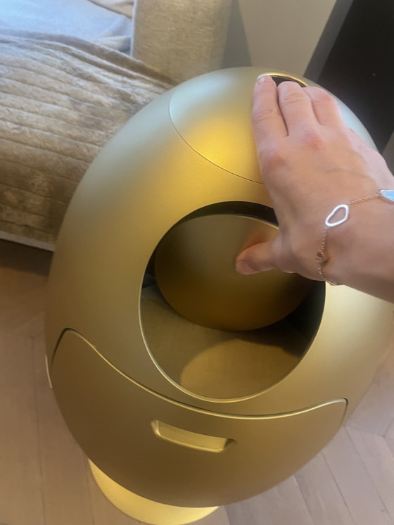 Image 1 of Contenitore in metallo dorato Ovetto