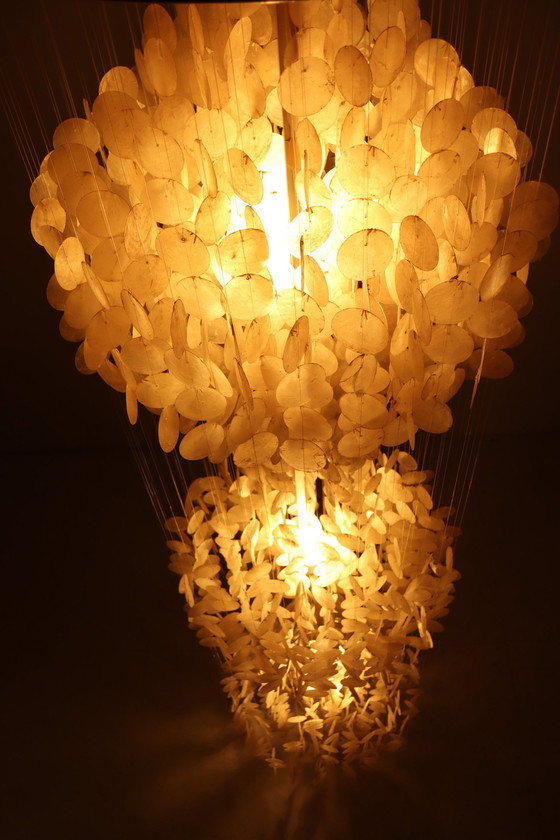 Image 1 of Shell lamp/pearl ceiling lamp of the 80s in the style of Verner Panton