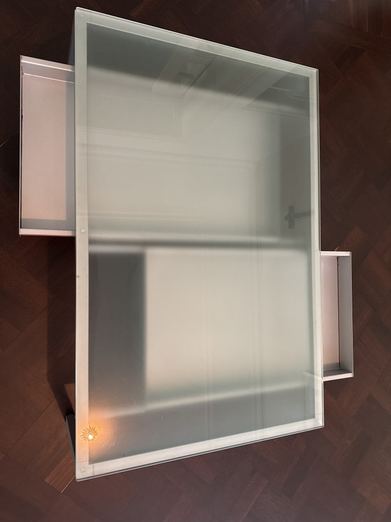 Desalto Helsinki Design Coffee Table | Frosted glass – Metal (photo 6 of 8)
