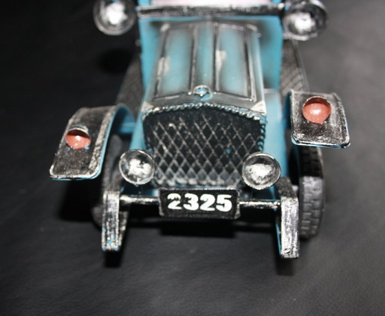Image 1 of Metall-Oldtimer Modellauto – 37 cm – mit Originalverpackung – Handgefertigtes Nostalgie-Deko-Modell