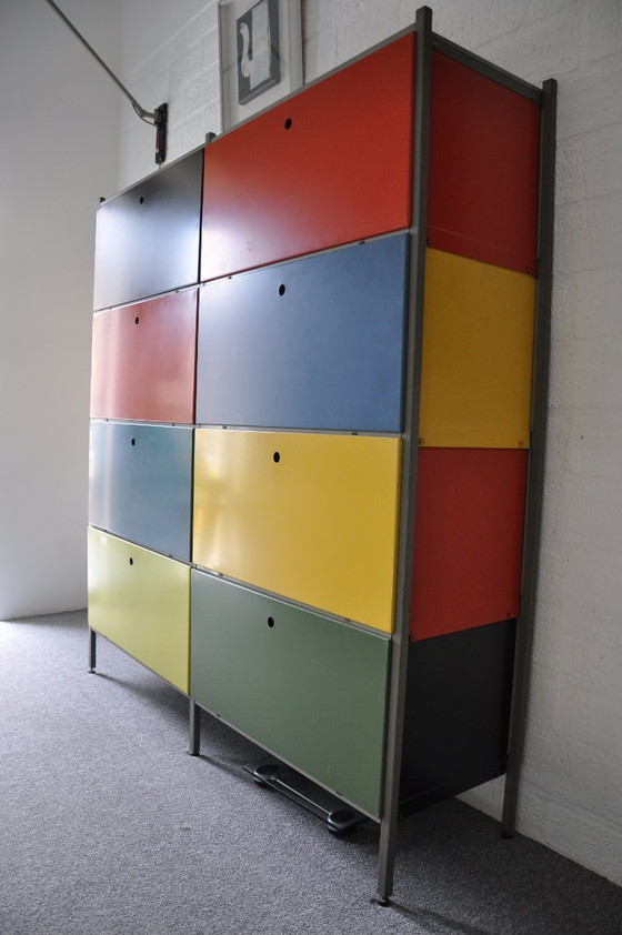 Image 1 of Gispen 663 wandkast ontwerp Wim Rietveld 1950